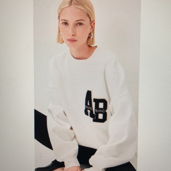 Anine Bing Sweaters - Anime Bing Miles Letterman Sweatershirt in off white size Small